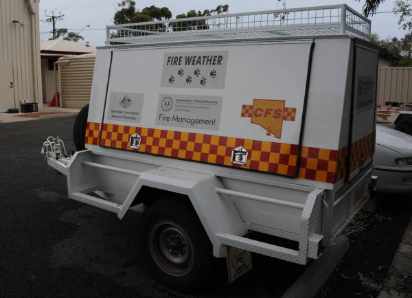 A PAWS trailer deployed to a large fire at Woolundunga
