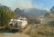 Crews head towards the fire at Cudlee Creek