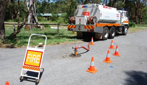 Filling up a tanker from a hydrant with a standpipe