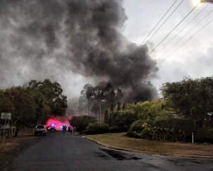 Shed fire, Birdwood from Emergency Media SA