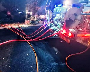 Shed fire, Birdwood from Gumeracha CFS