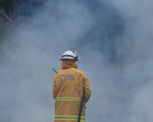 Grass fire, Ashton from Pip McGowan, CFS Promotions Unit