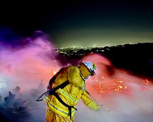 Rubbish fire, Marino from Morphett Vale CFS