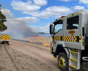Scrub and grass fire, Birchmore, Kangaroo Island from Aaron Ledgard