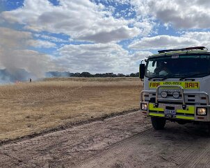 Scrub and grass fire, Birchmore, Kangaroo Island from Aaron Ledgard