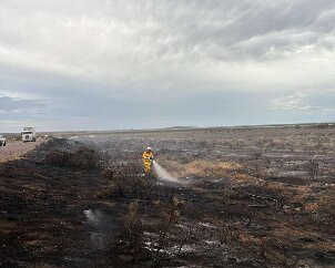 Grass fire, Mambray Creek from Stirling North CFS