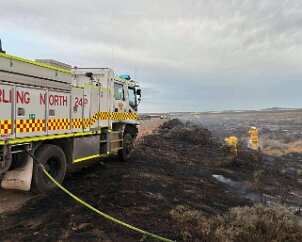 Grass fire, Mambray Creek from Stirling North CFS