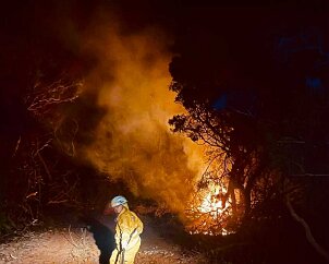 Scrub fire, Port Lincoln from Kylie Kleinig