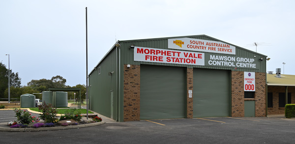 Morphett Vale Station