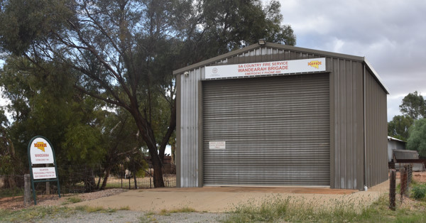 Wandearah Station